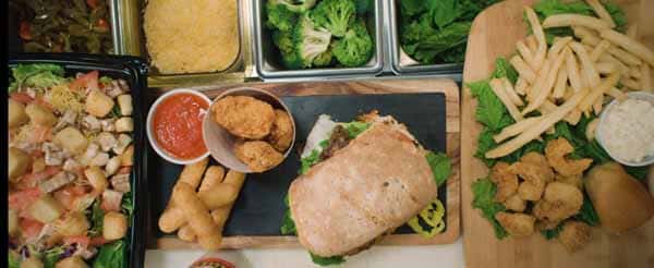 Rutter's food platter including sandwich, broccoli, and chicken nuggets