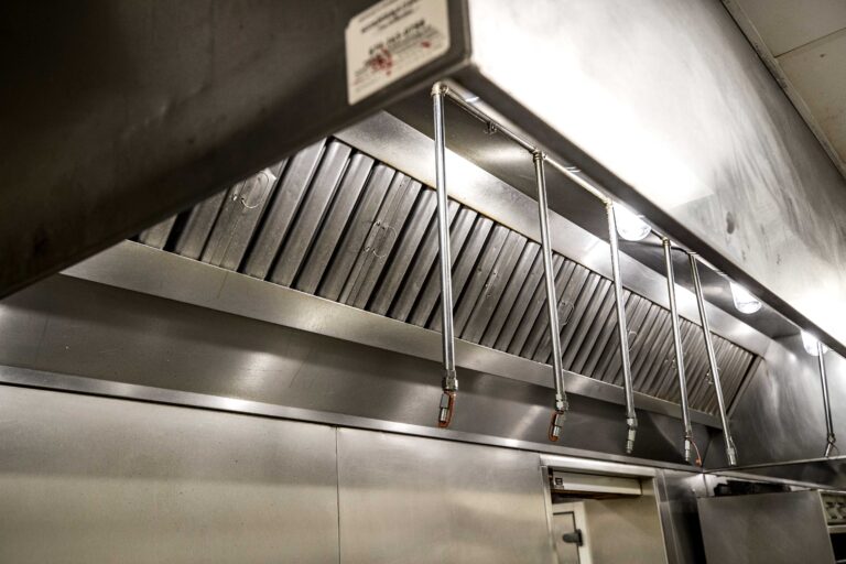 Grease Lock - Commercial Hood Filters Capture More Grease - Restaurant Technologies