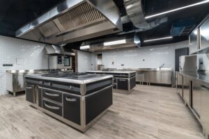 Fin dining kitchen layout